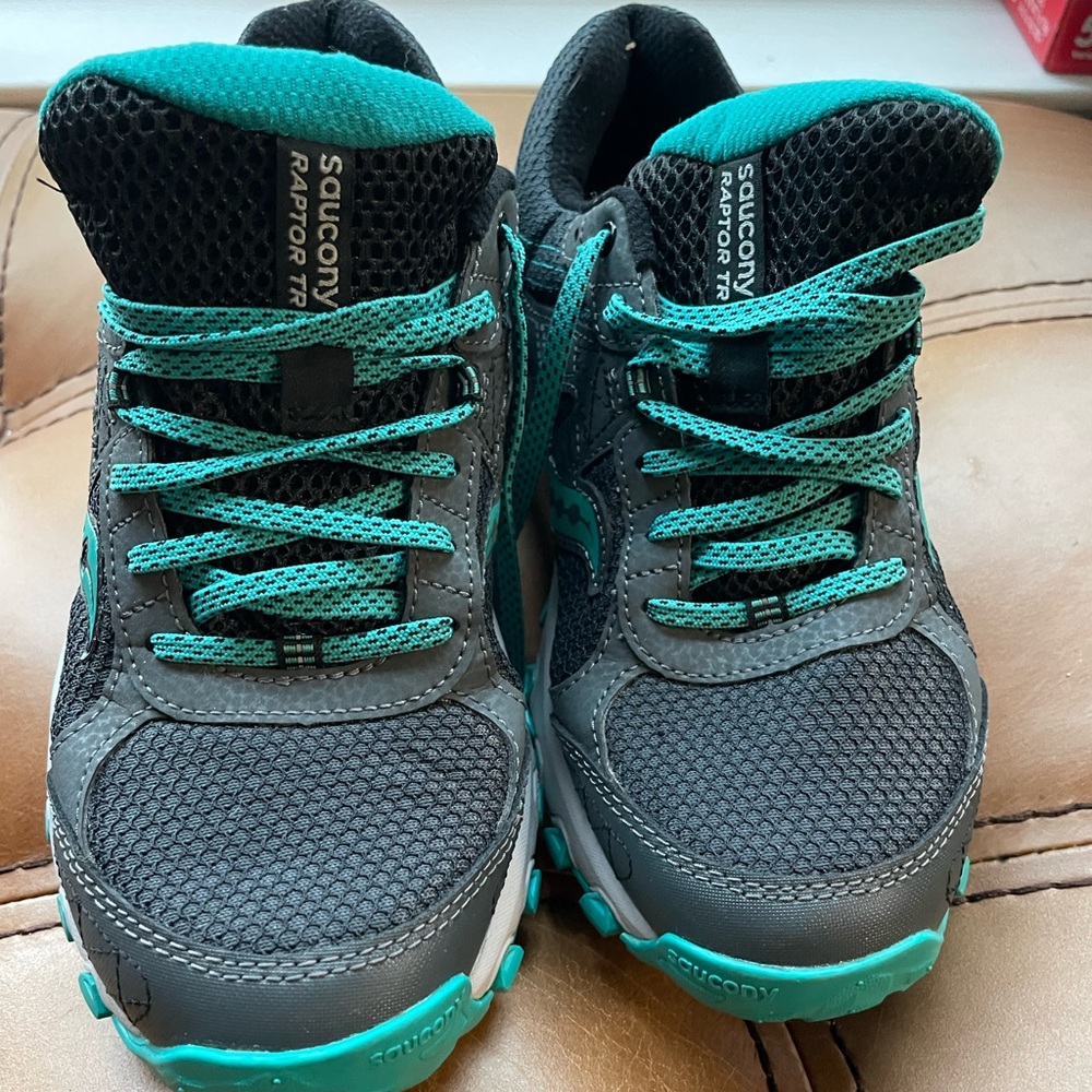 Saucony Trail Running Shoes Women Raptor - Size 8